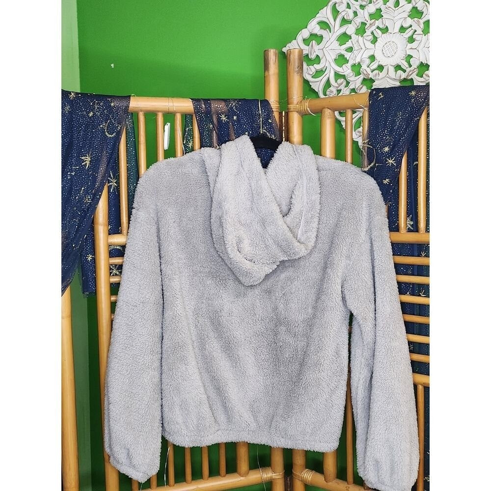 Girls Youth XL Gray Fuzzy Fleece Pullover Sweater Cozy Soft Warm Winter Top