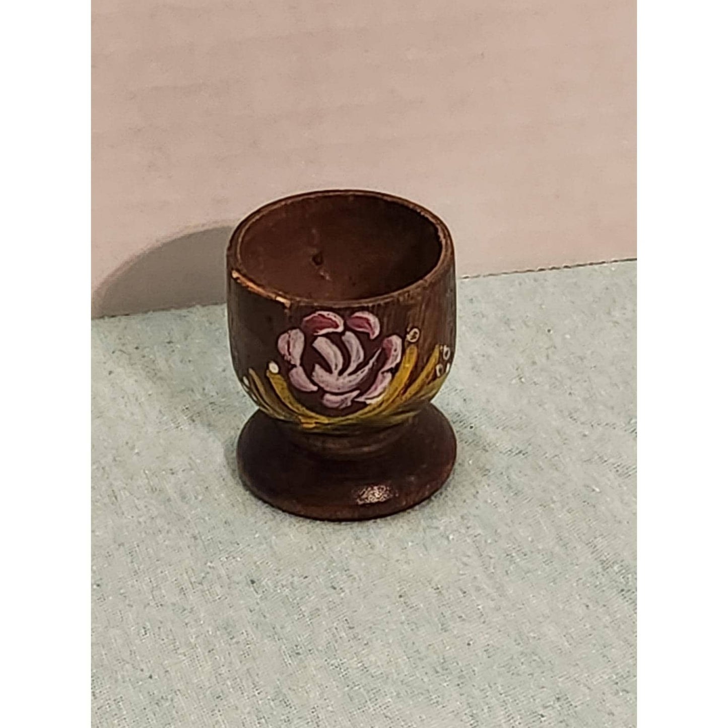 Vintage Hand Painted Wooden Egg Cups Set of 4 Floral Rose Folk Art Kitchenware
