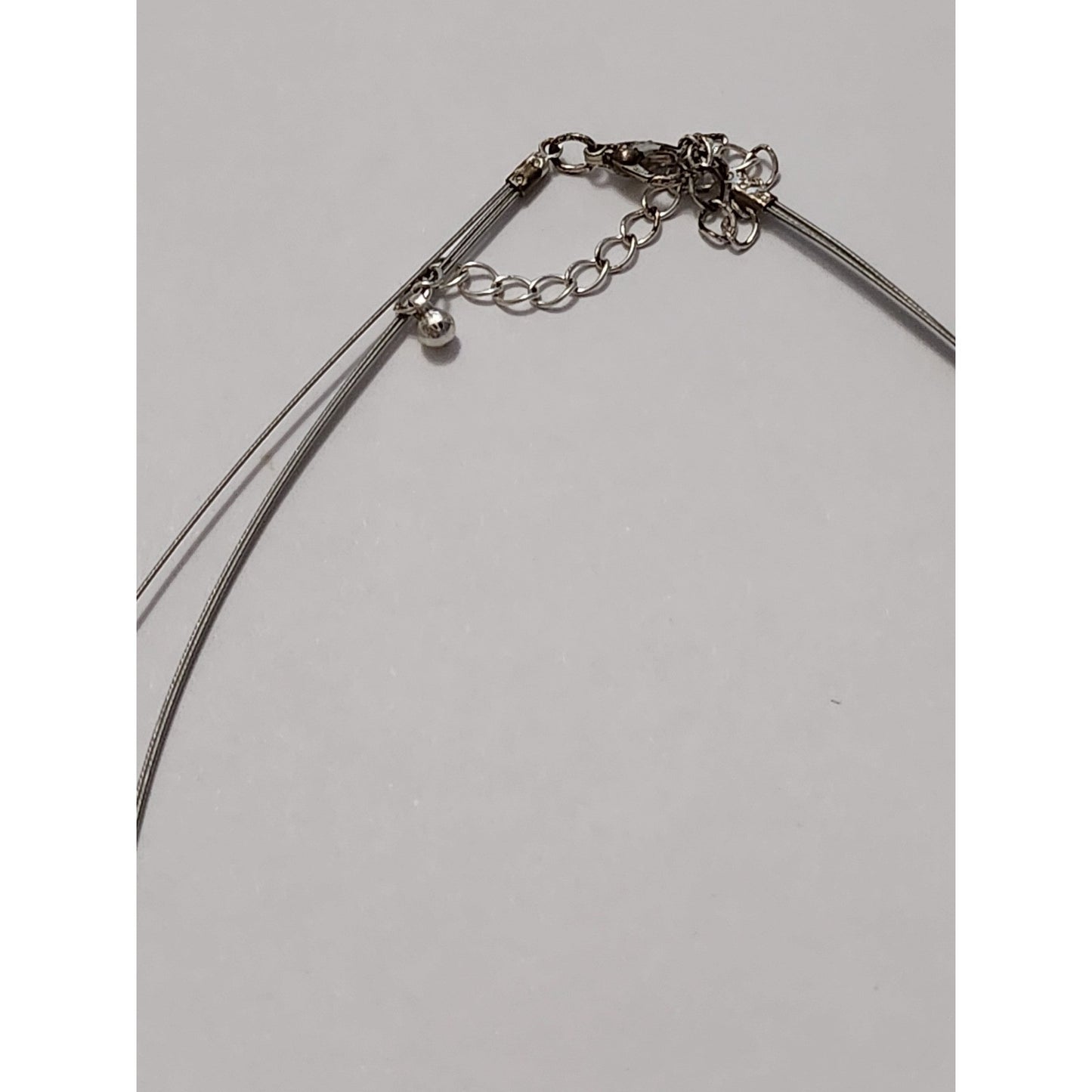 Silver Tone Triple Strand Wire Necklace Hammered Disc Beaded Layered Minimalist