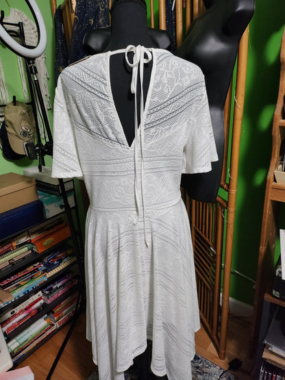 Sugarfox White Lace Handkerchief Hem Dress Boho Short Sleeve Tie Back