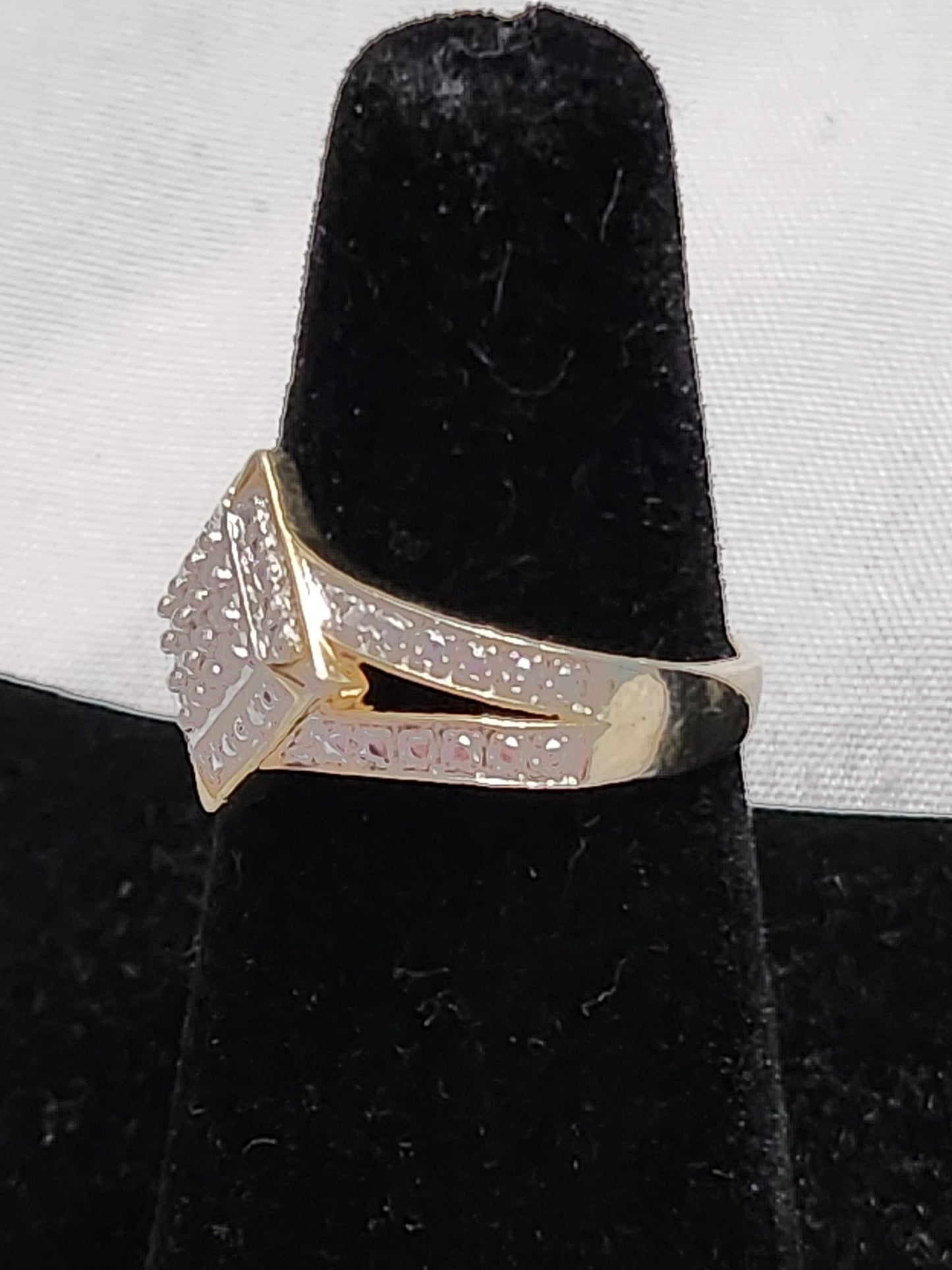 925 Gold Over Silver Diamond Accent Kite Cluster Split Shank Ring Size 6.25