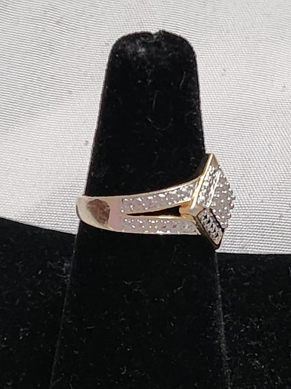 925 Gold Over Silver Diamond Accent Kite Cluster Split Shank Ring Size 6.25