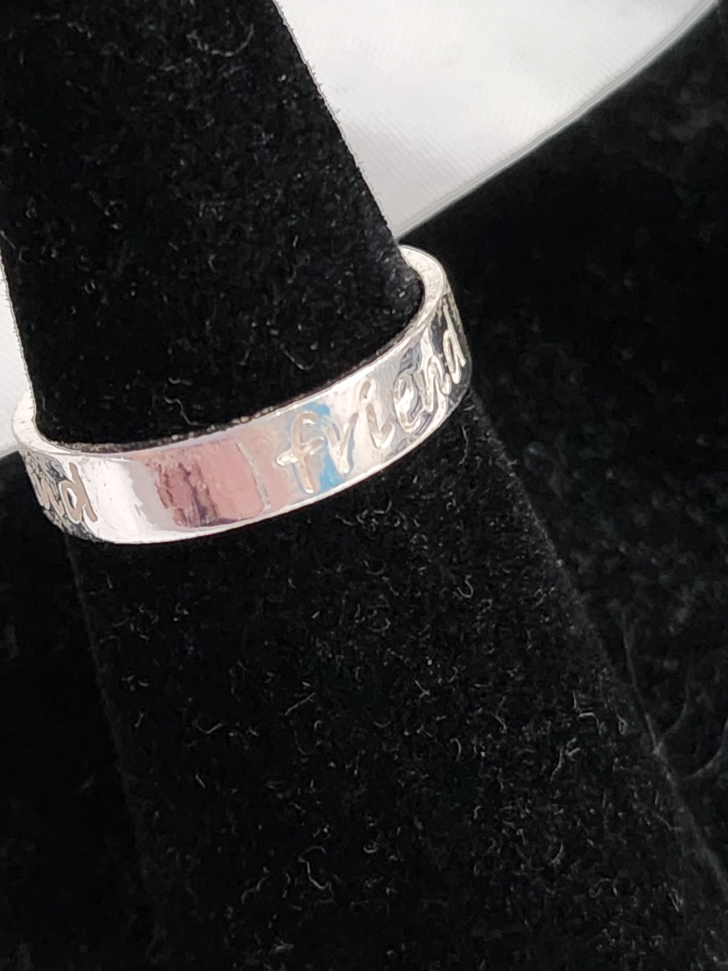 Sterling Silver Friend Script Band Ring 925 Thailand Size 7.75 Bestie Gift
