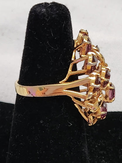 Vintage Gold Tone Purple Amethyst Cluster Cocktail Ring Size 6.25 Statement