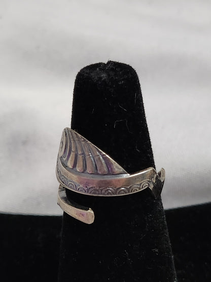 Vintage Sterling Silver Bypass Ring Swirl Shell Zigzag Band Size 5.5 Boho Boho