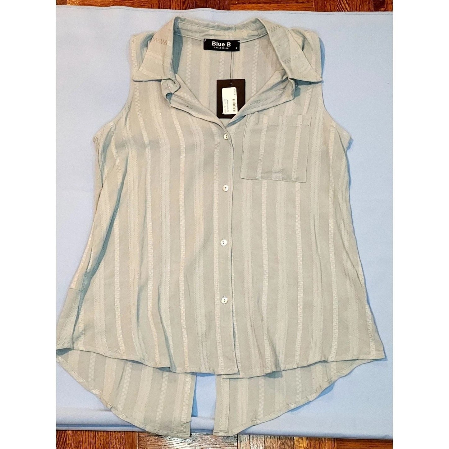 Blue B Collection Sleeveless Button Down Blouse Mint Green Striped High Low