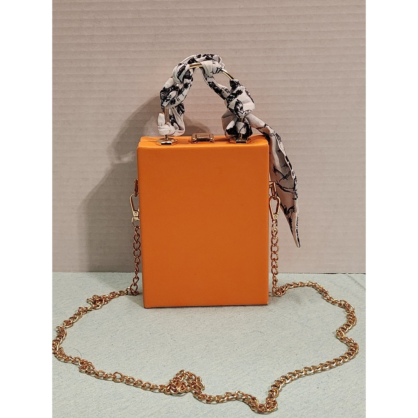 Unique 3D Lady Face Top Handle Bag Orange Pop Art Box Clutch Crossbody NWT