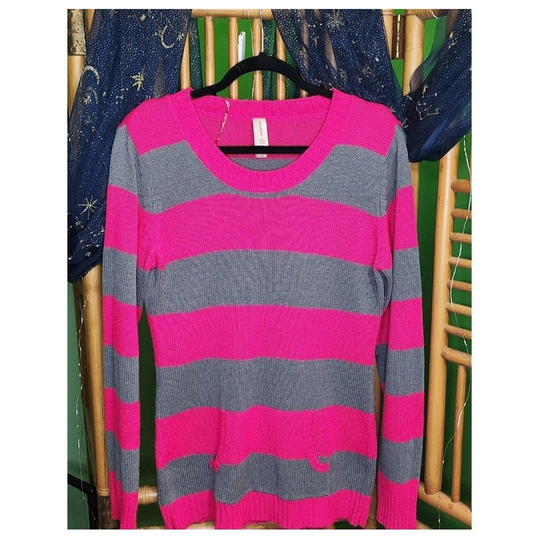 No Boundaries Juniors Large 11-13 Pink Grey Striped Knit Sweater Front Pocket