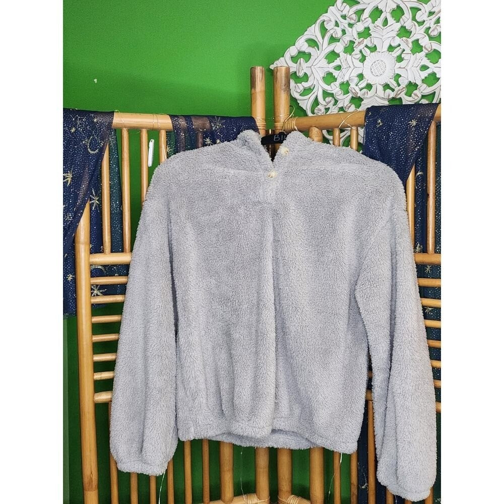 Girls Youth XL Gray Fuzzy Fleece Pullover Sweater Cozy Soft Warm Winter Top