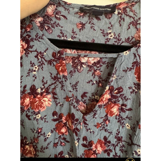 American Eagle Floral Babydoll Blouse Blue Red Long Sleeve Peplum Top Medium