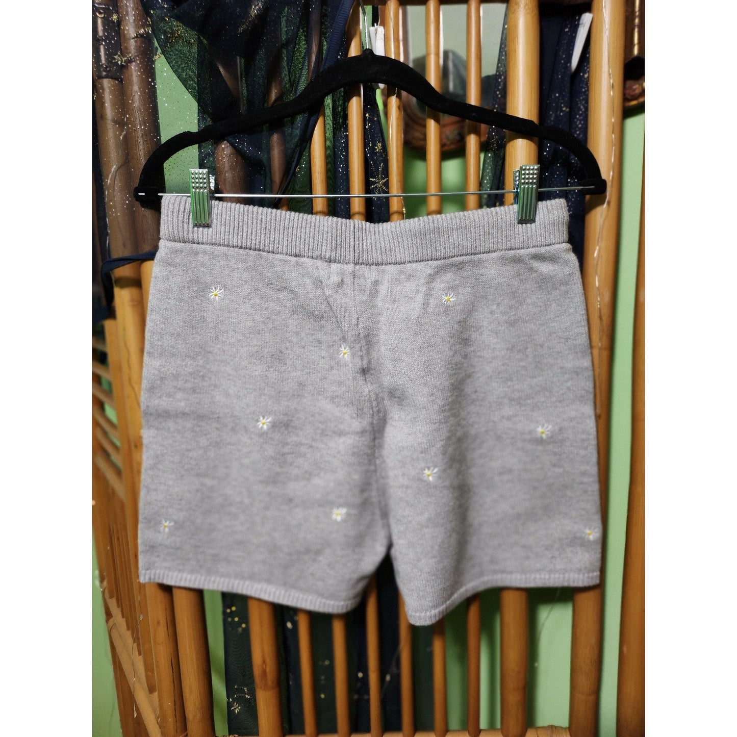 NEW Lush Womens Gray Knit Daisy Embroidered Lounge Shorts Drawstring