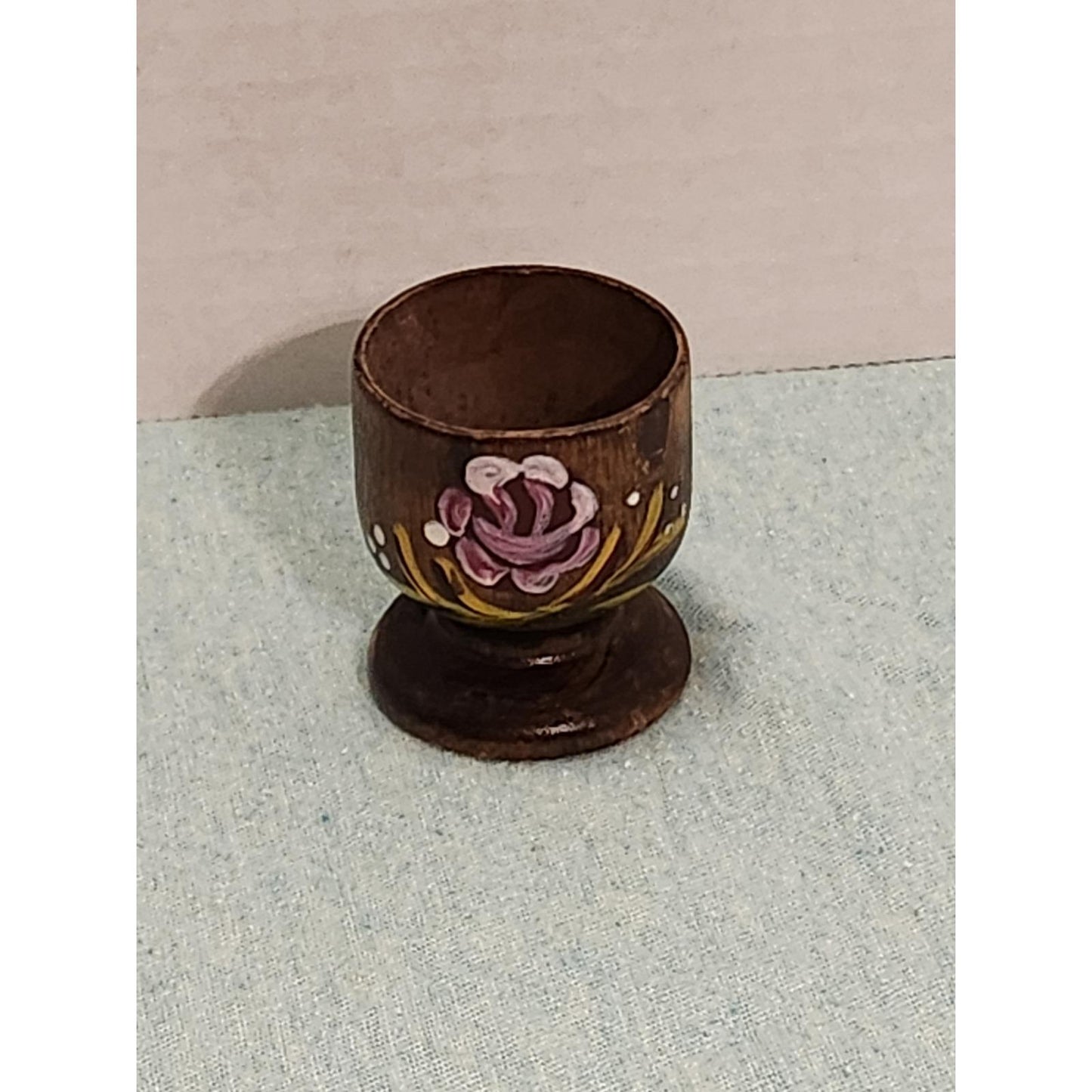 Vintage Hand Painted Wooden Egg Cups Set of 4 Floral Rose Folk Art Kitchenware