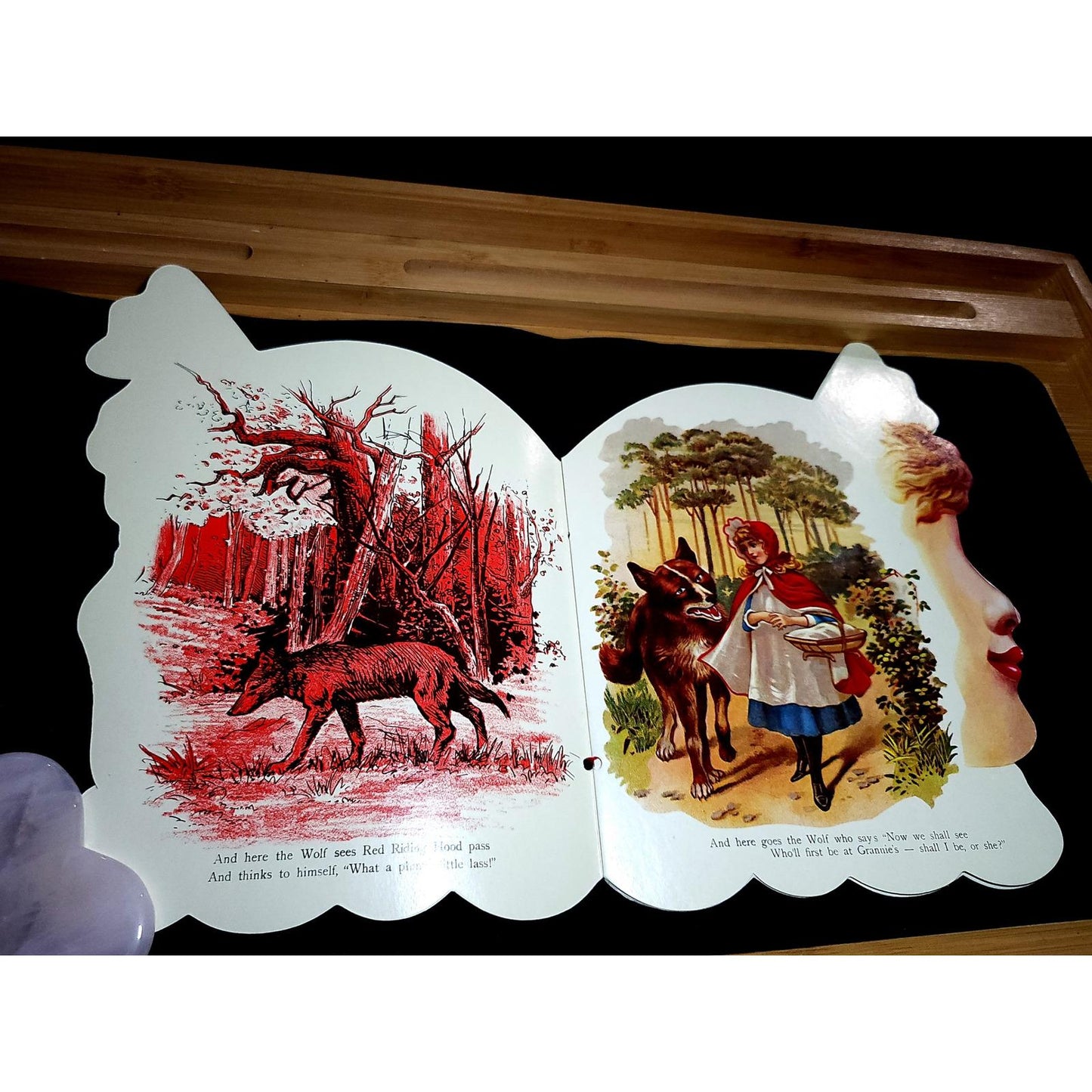 VTG 1984 Red Riding Hood Die-Cut Shape Book Merrimack Publishing Ribbon Tie